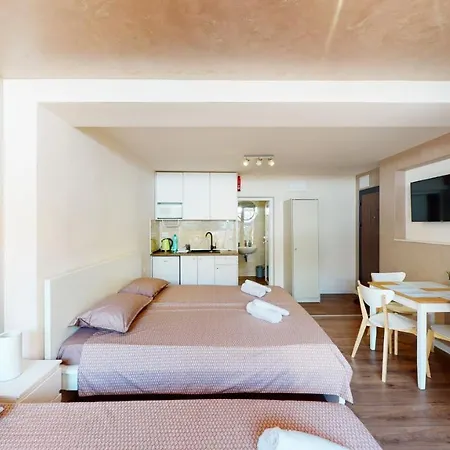 Апартамент Markoni 5 *