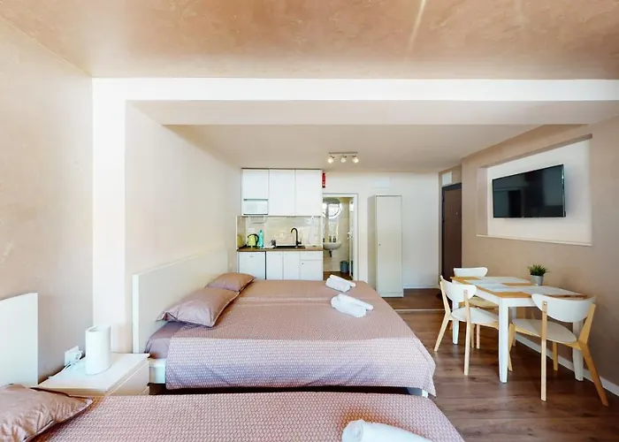 アパート Markoni 5 *