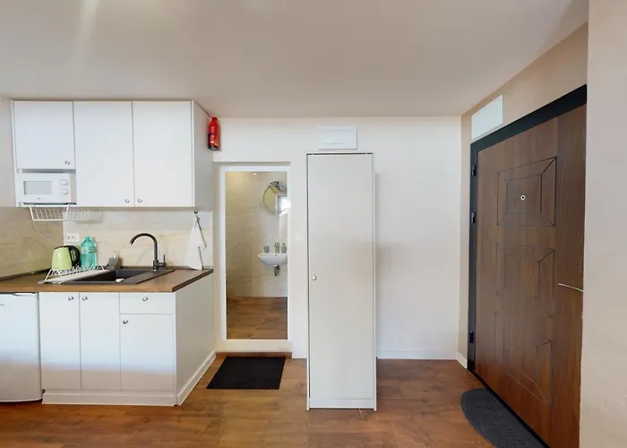 Markoni 5 * ブルガス